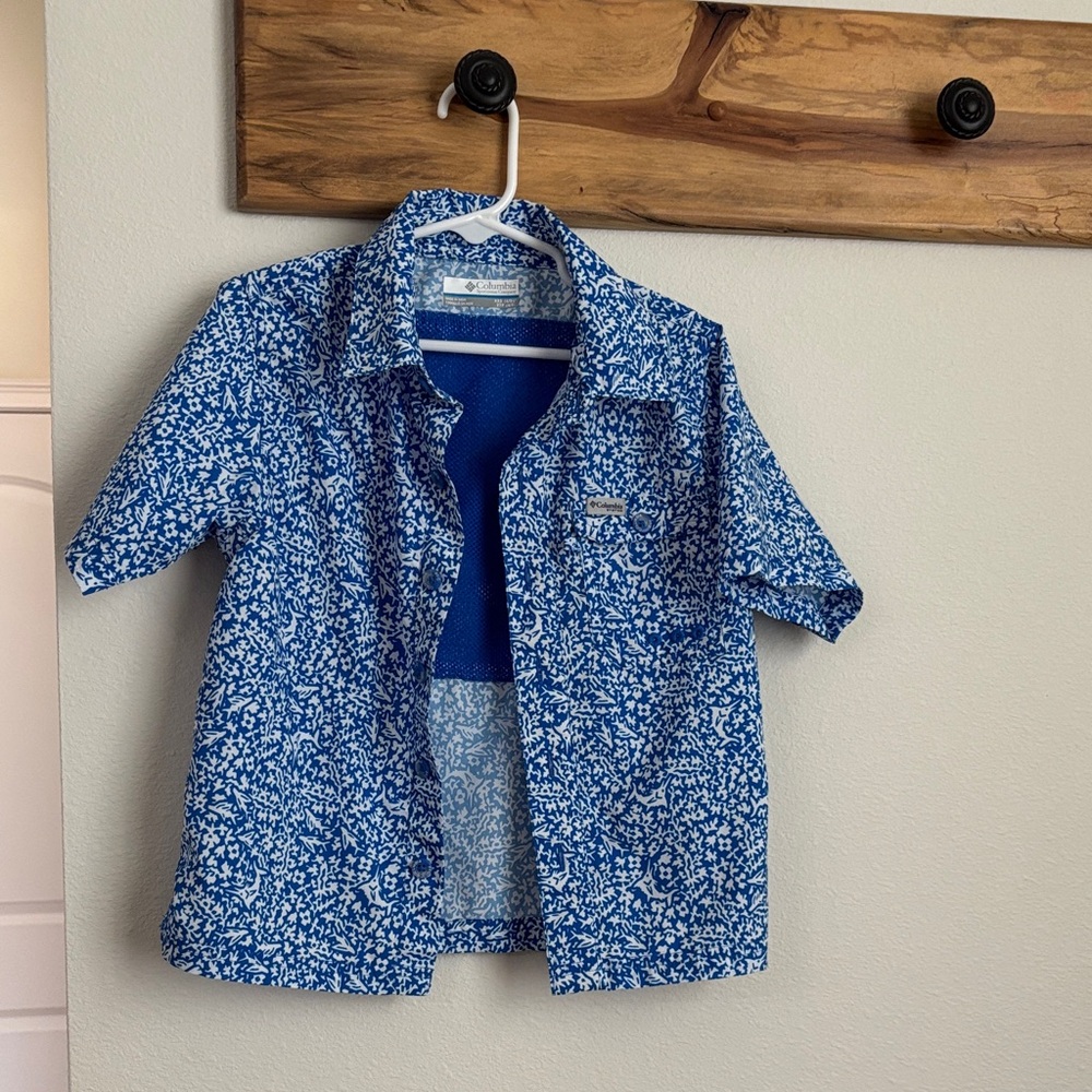 Columbia Blue and White Mesh Activewear